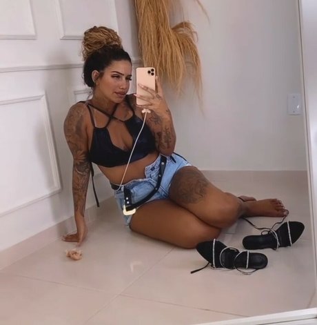 Muito Linda