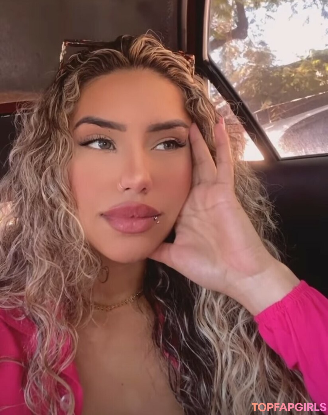 Foto desnuda filtrada de OnlyFans de Muito Linda #484 Foto desnuda filtrada de OnlyFans de Muito Linda #484