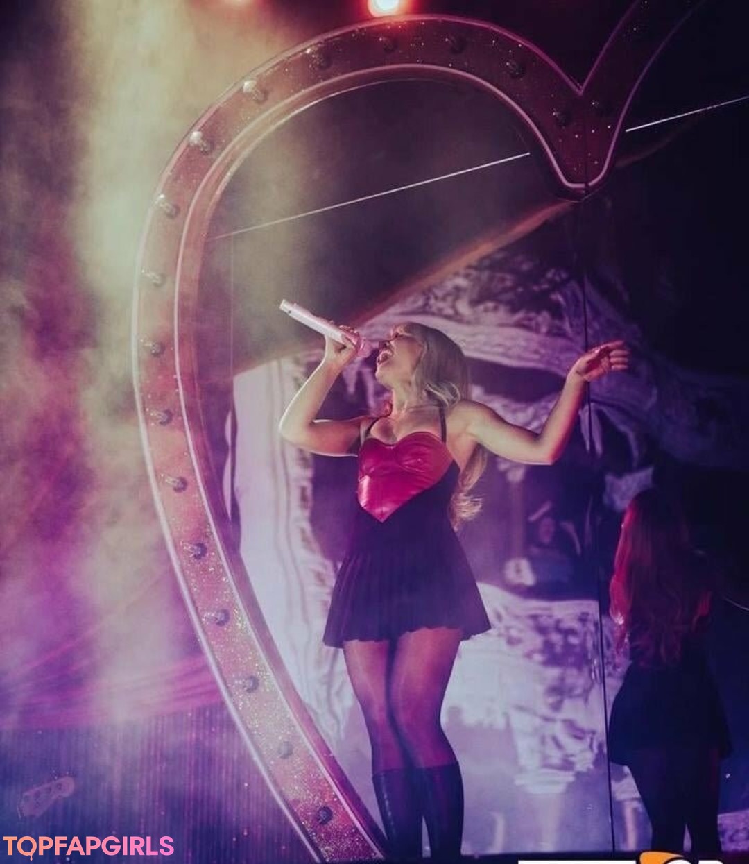 Foto desnuda filtrada de OnlyFans de Sabrina Carpenter #1386 Foto desnuda filtrada de OnlyFans de Sabrina Carpenter #1386