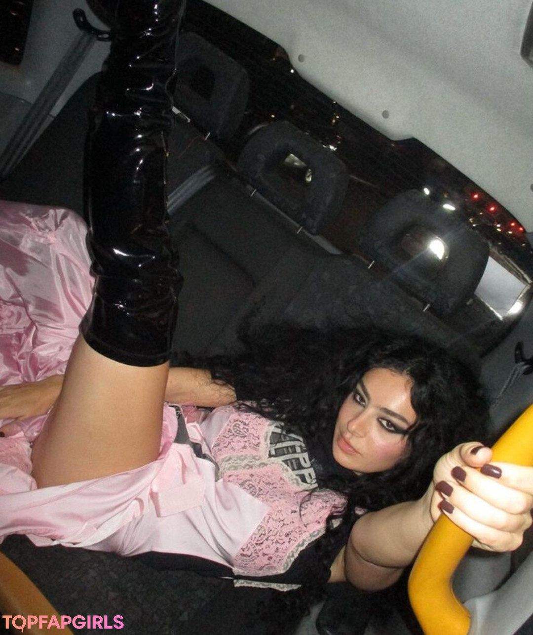 Foto desnuda filtrada de OnlyFans de Charli Xcx #982 Foto desnuda filtrada de OnlyFans de Charli Xcx #982