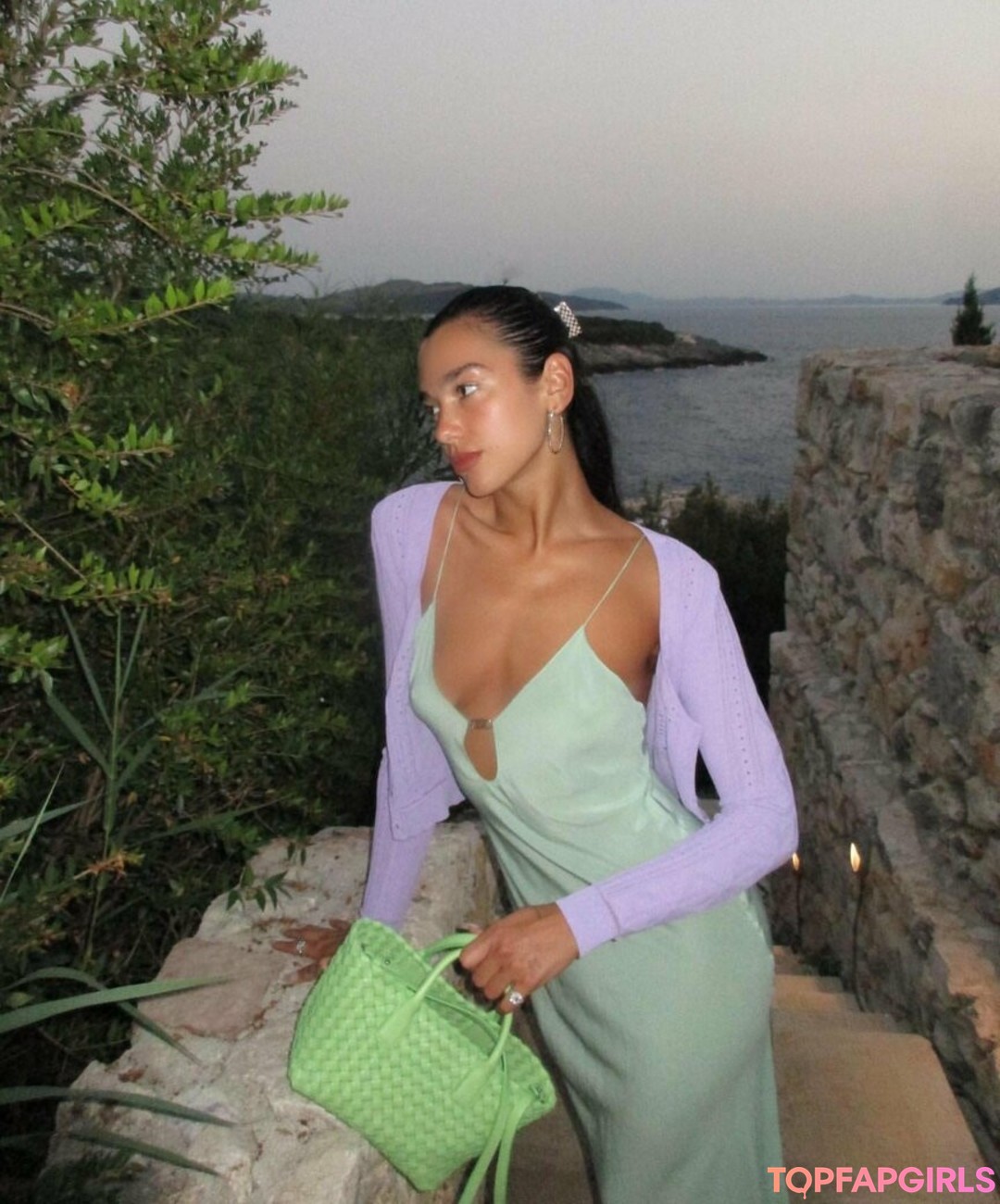 Foto desnuda filtrada de OnlyFans de Dua Lipa #1157