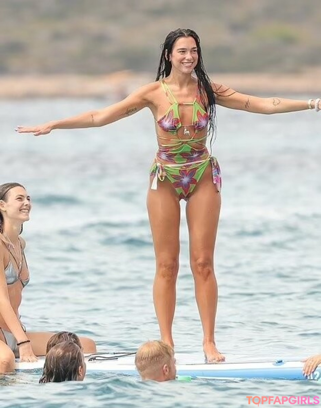 Foto desnuda filtrada de OnlyFans de Dua Lipa #1213