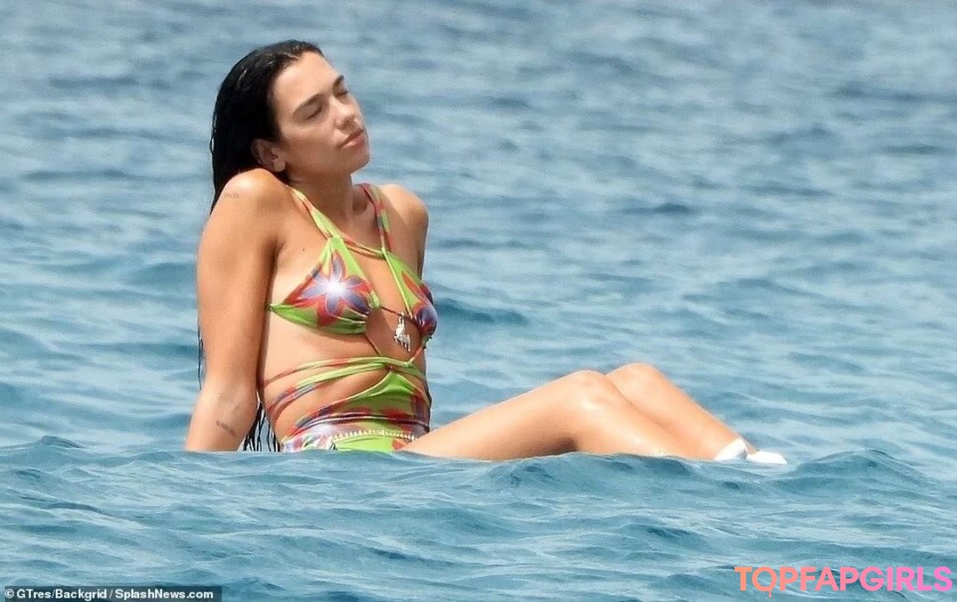 Foto desnuda filtrada de OnlyFans de Dua Lipa #1215