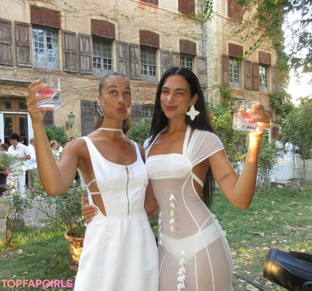 Foto desnuda filtrada de OnlyFans de Dua Lipa #1253