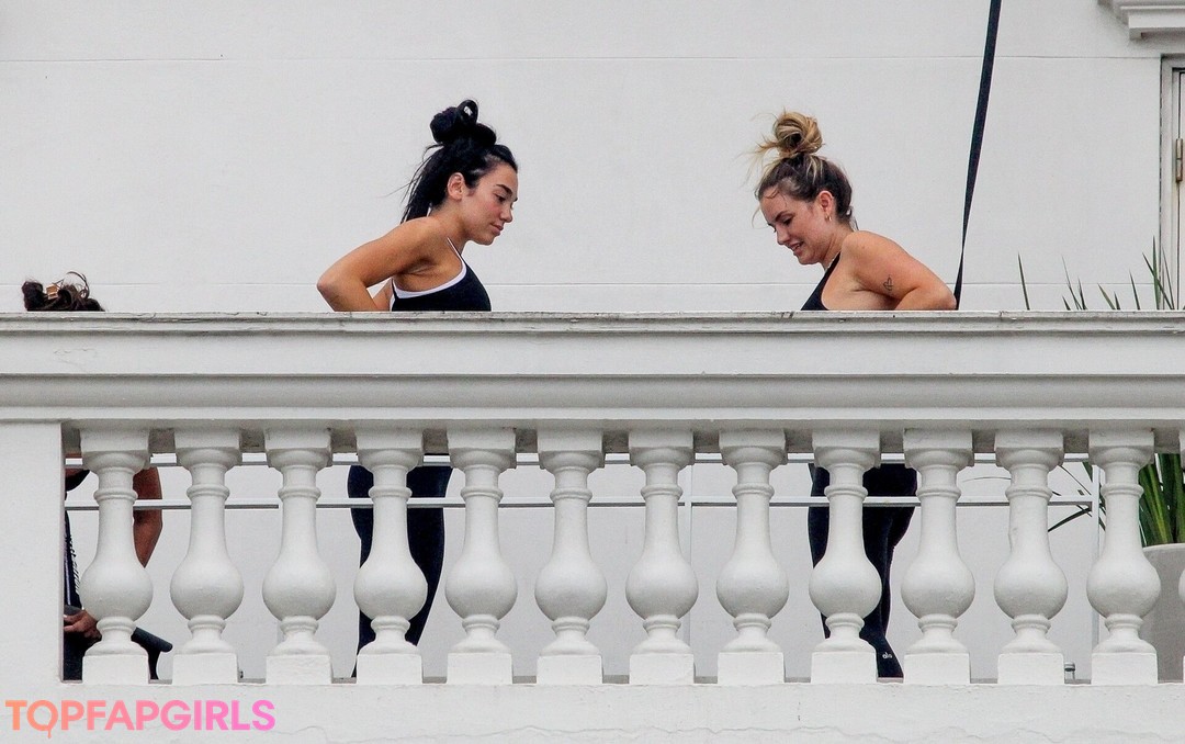 Foto desnuda filtrada de OnlyFans de Dua Lipa #1327