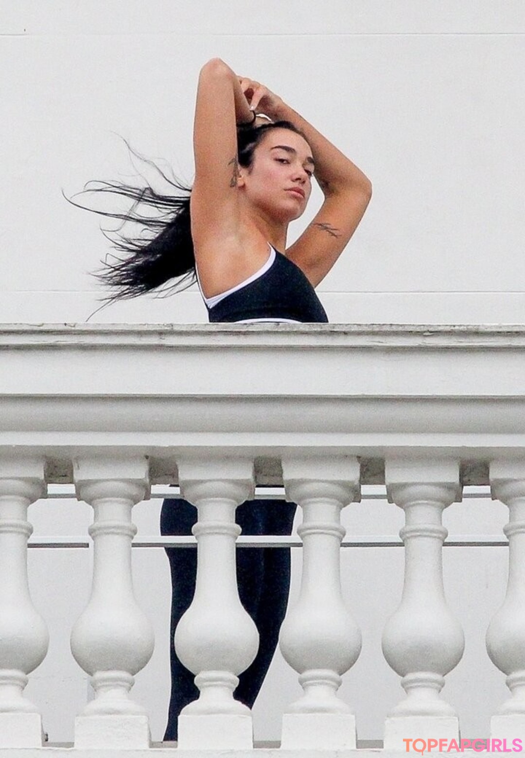 Foto desnuda filtrada de OnlyFans de Dua Lipa #1350