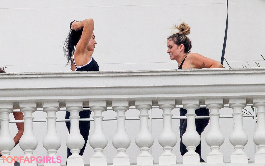 Foto desnuda filtrada de OnlyFans de Dua Lipa #1361