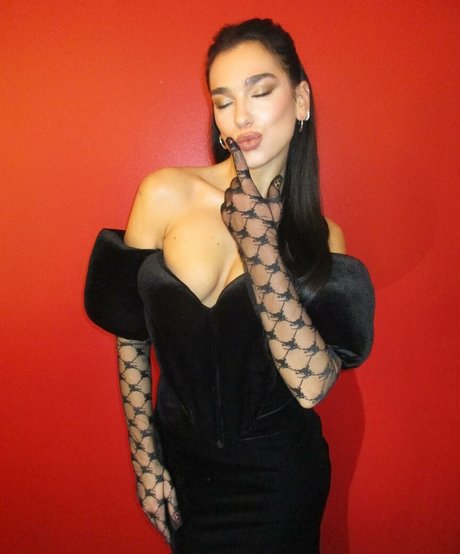 Dua Lipa