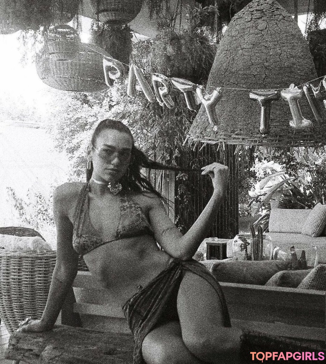 Foto desnuda filtrada de OnlyFans de Dua Lipa #1771