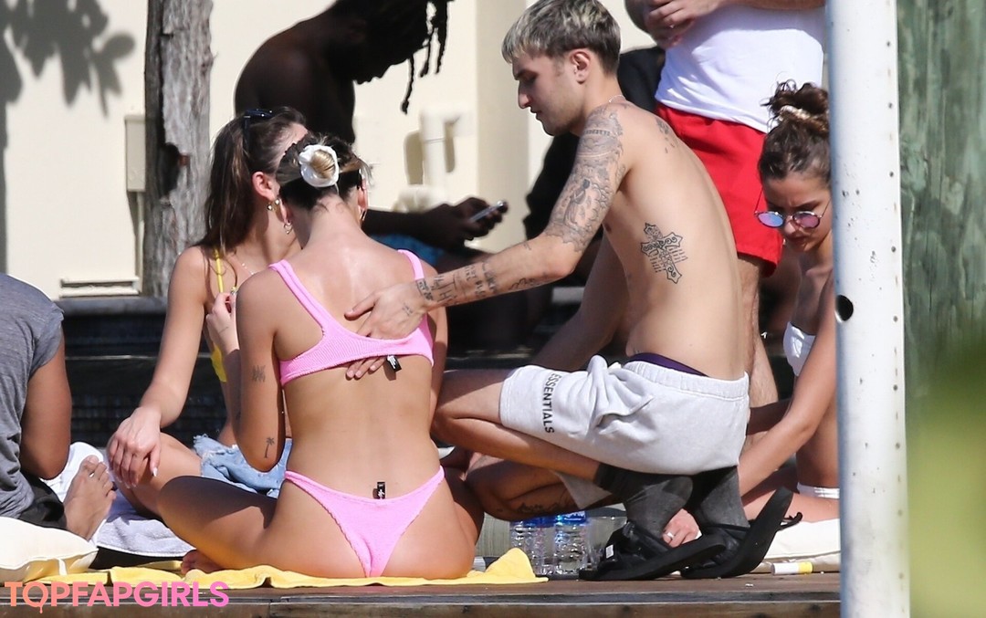 Foto desnuda filtrada de OnlyFans de Dua Lipa #1939