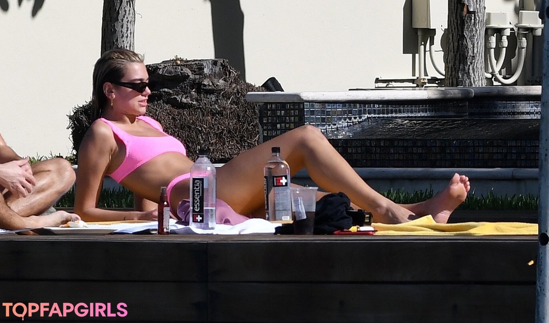 Foto desnuda filtrada de OnlyFans de Dua Lipa #1940