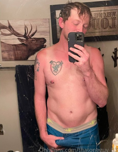 Foto desnuda filtrada de OnlyFans de Thatoneguy93
