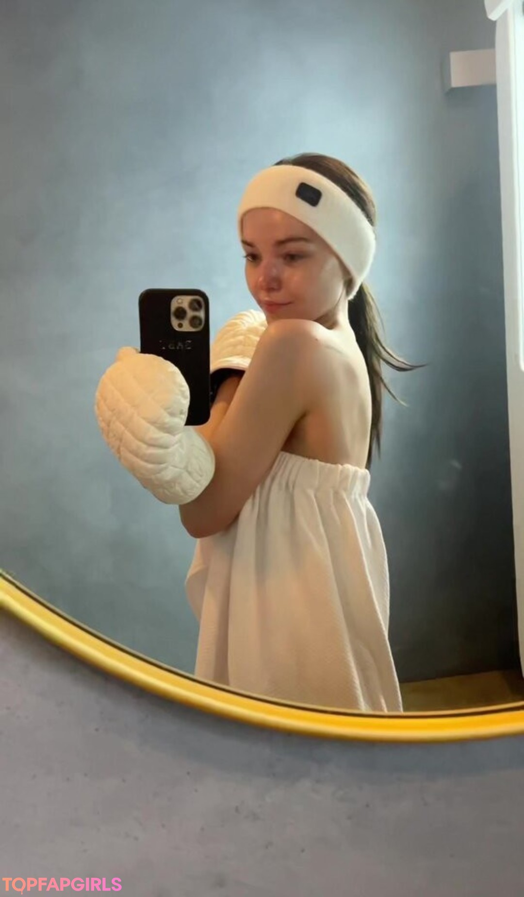 Foto desnuda filtrada de OnlyFans de Dove Cameron #200 Foto desnuda filtrada de OnlyFans de Dove Cameron #200