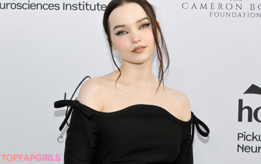 Foto desnuda filtrada de OnlyFans de Dove Cameron #266 Foto desnuda filtrada de OnlyFans de Dove Cameron #266