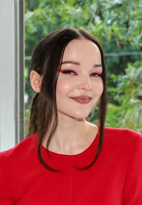 Dove Cameron