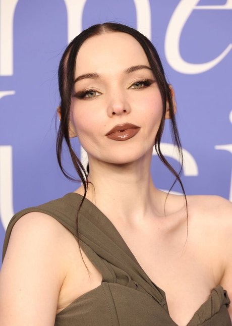 Dove Cameron