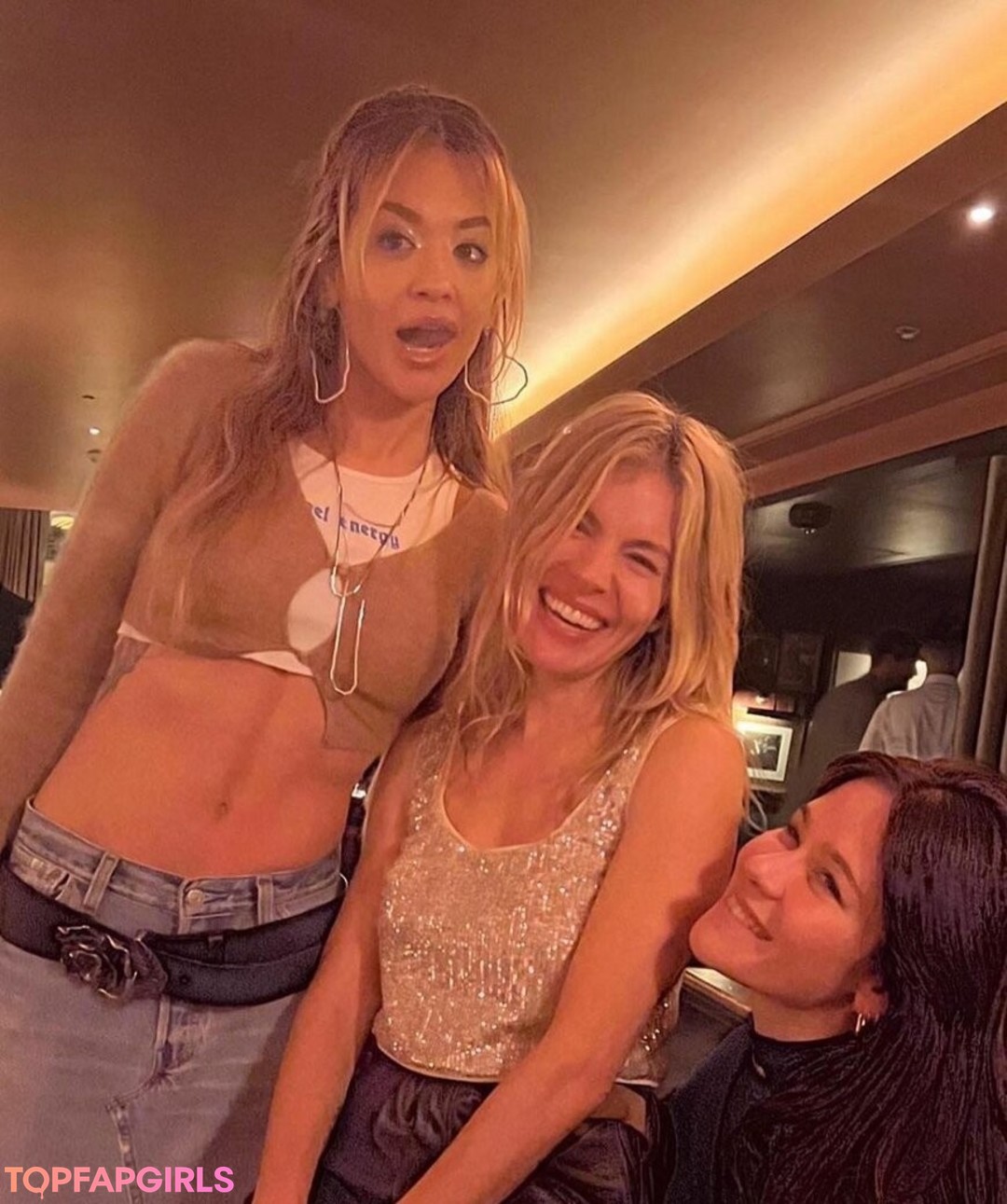Foto desnuda filtrada de OnlyFans de Rita Ora #1089