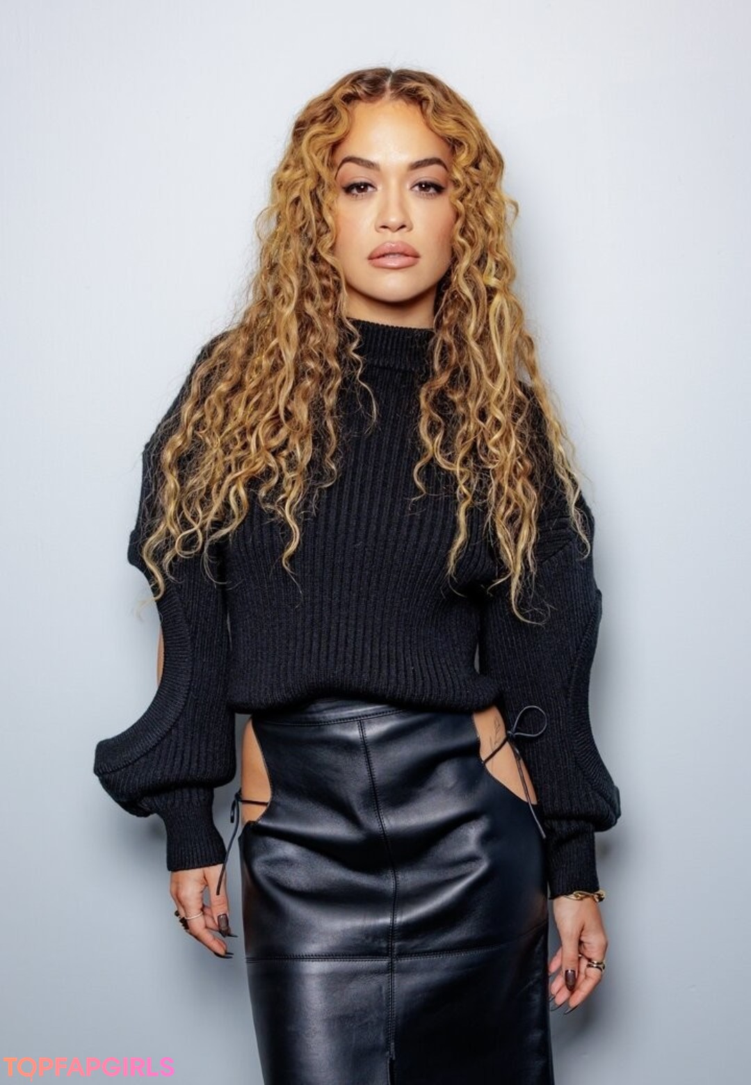 Foto desnuda filtrada de OnlyFans de Rita Ora #1308