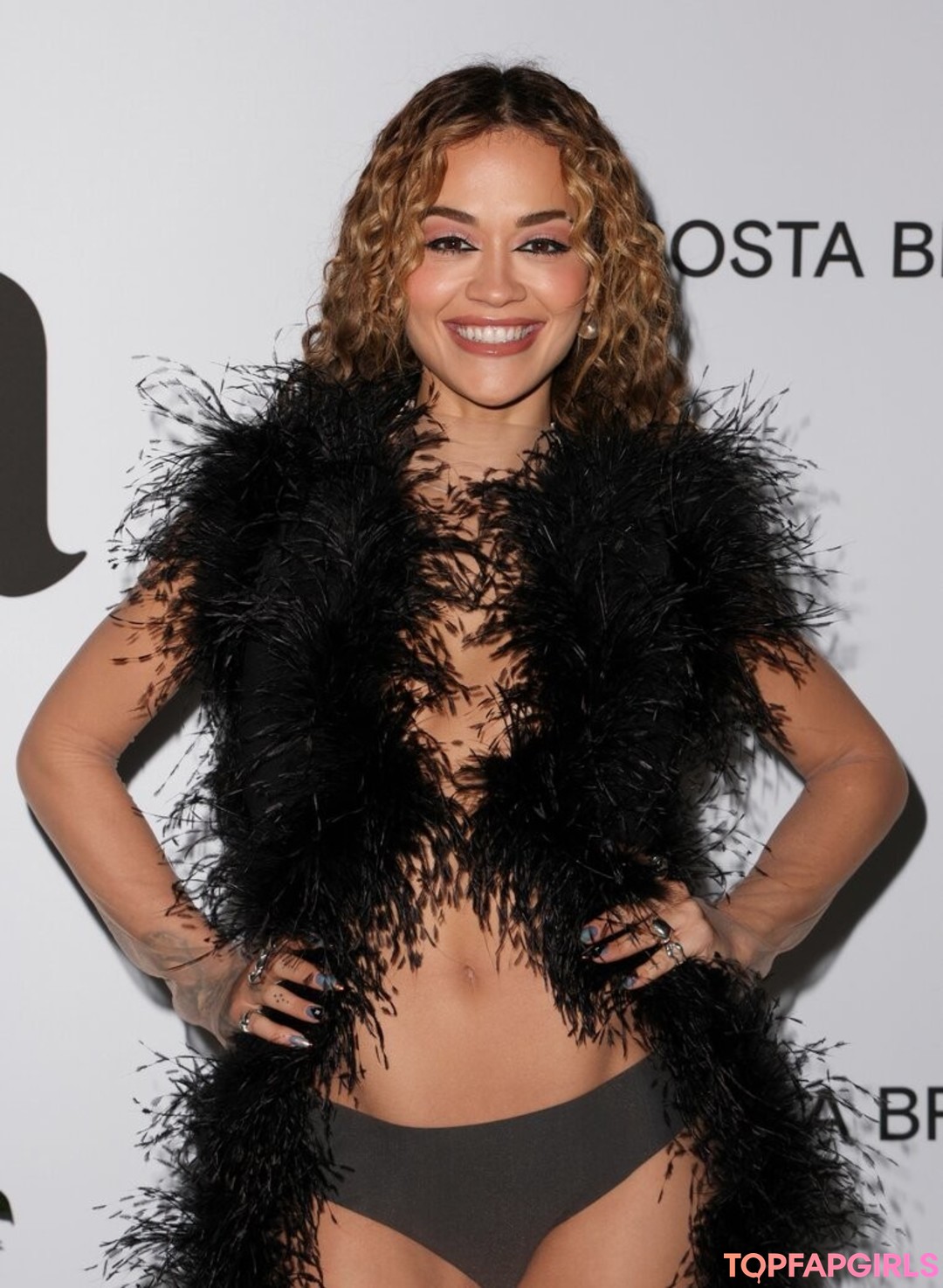Foto desnuda filtrada de OnlyFans de Rita Ora #1313