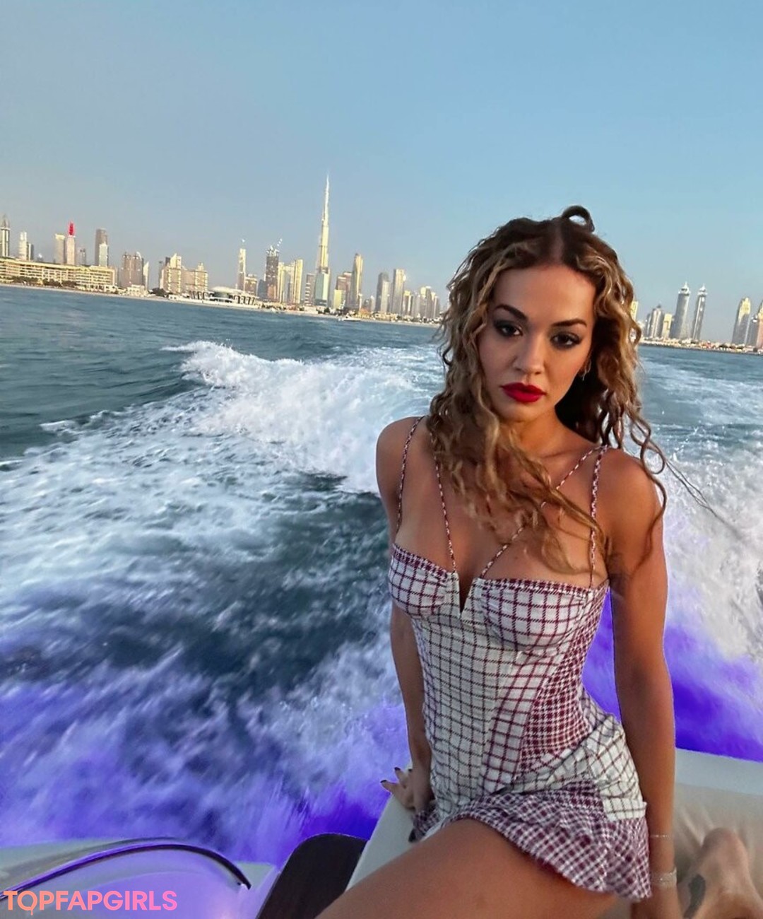 Foto desnuda filtrada de OnlyFans de Rita Ora #1412