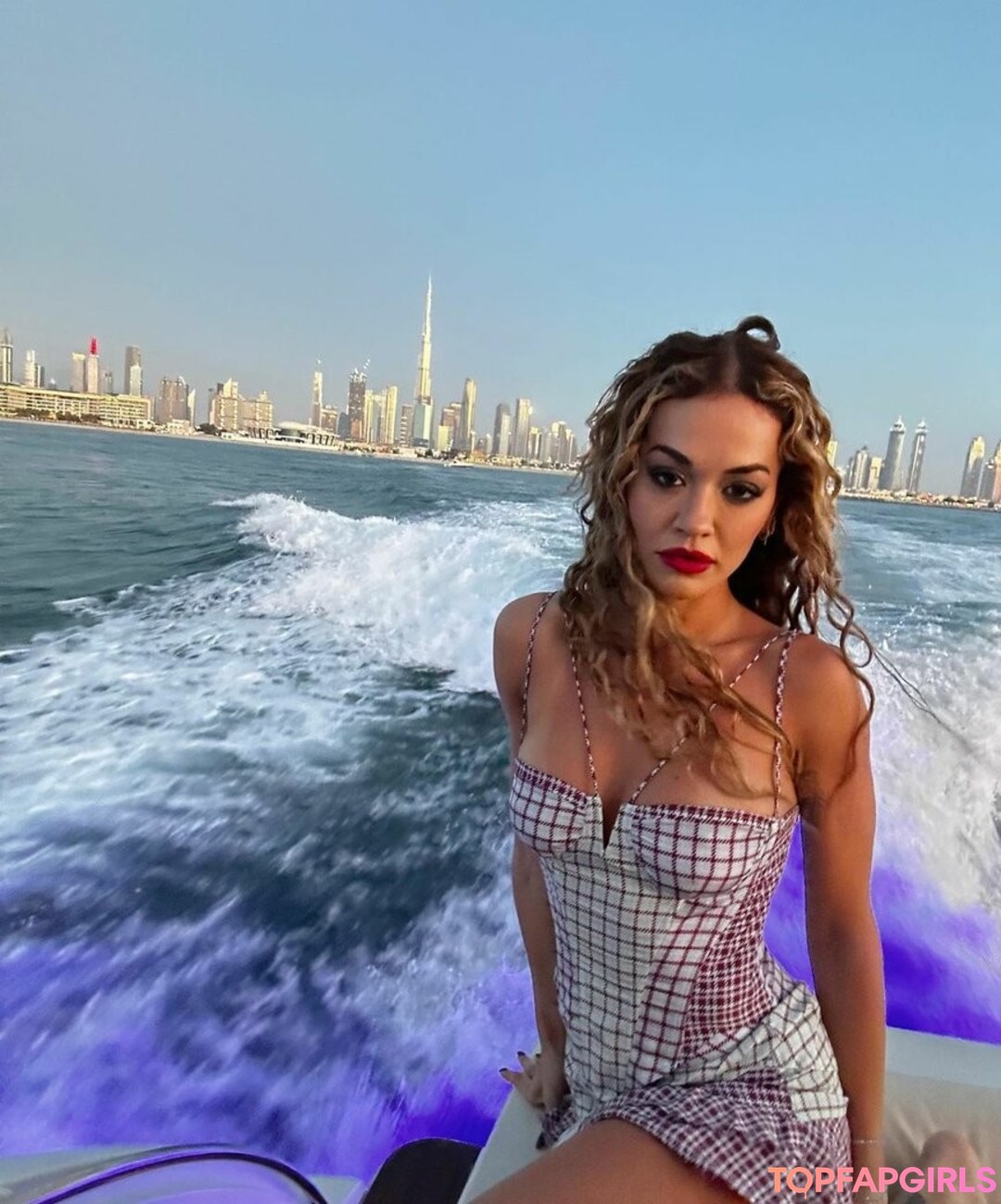 Foto desnuda filtrada de OnlyFans de Rita Ora #1415