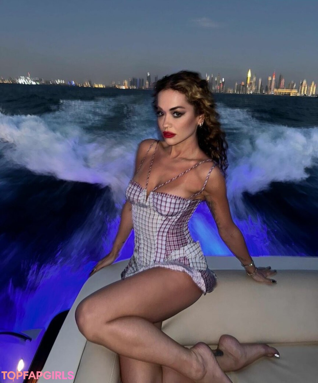 Foto desnuda filtrada de OnlyFans de Rita Ora #1416