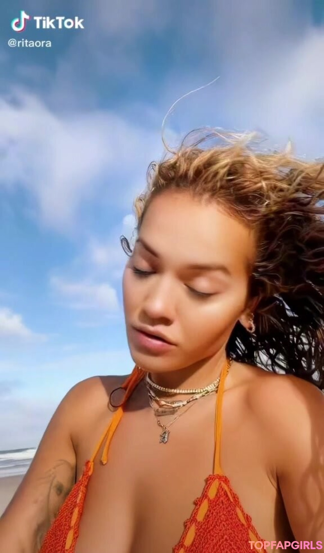 Foto desnuda filtrada de OnlyFans de Rita Ora #1431