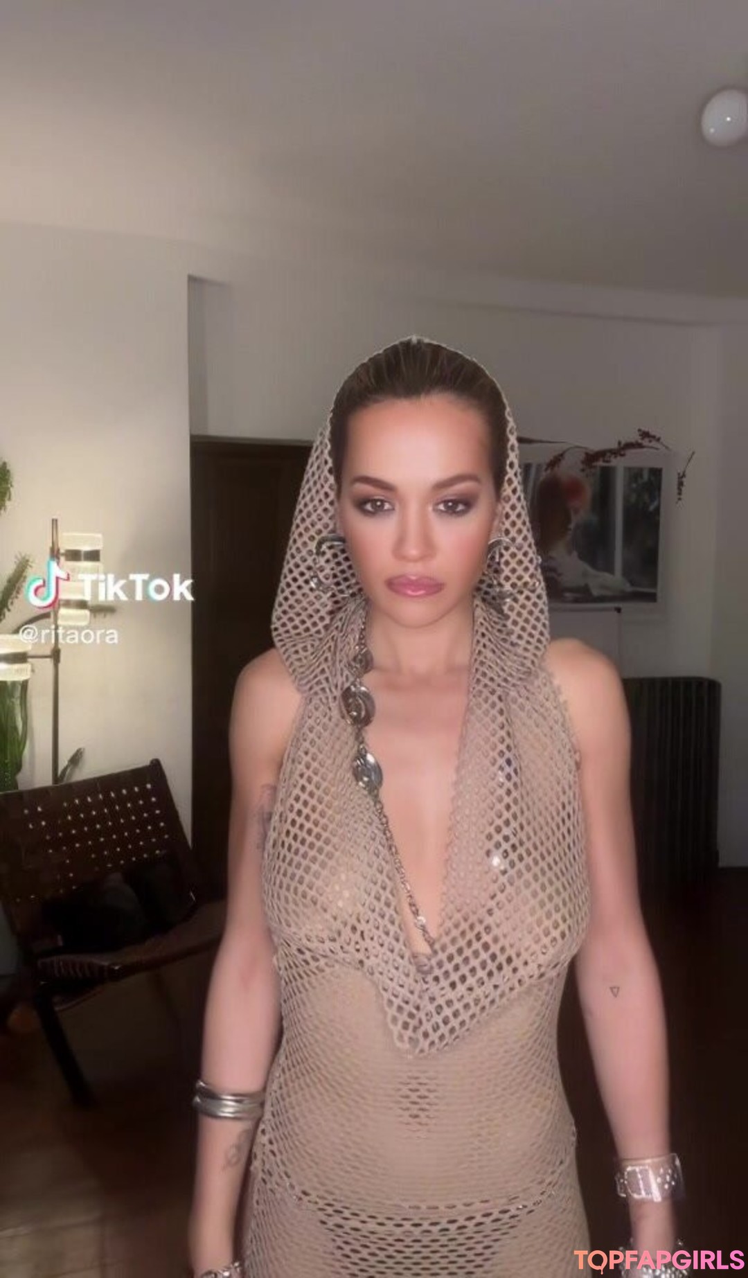 Foto desnuda filtrada de OnlyFans de Rita Ora #1434