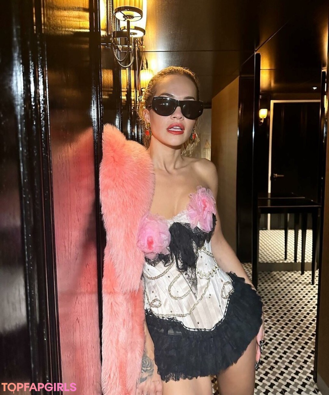 Foto desnuda filtrada de OnlyFans de Rita Ora #1554