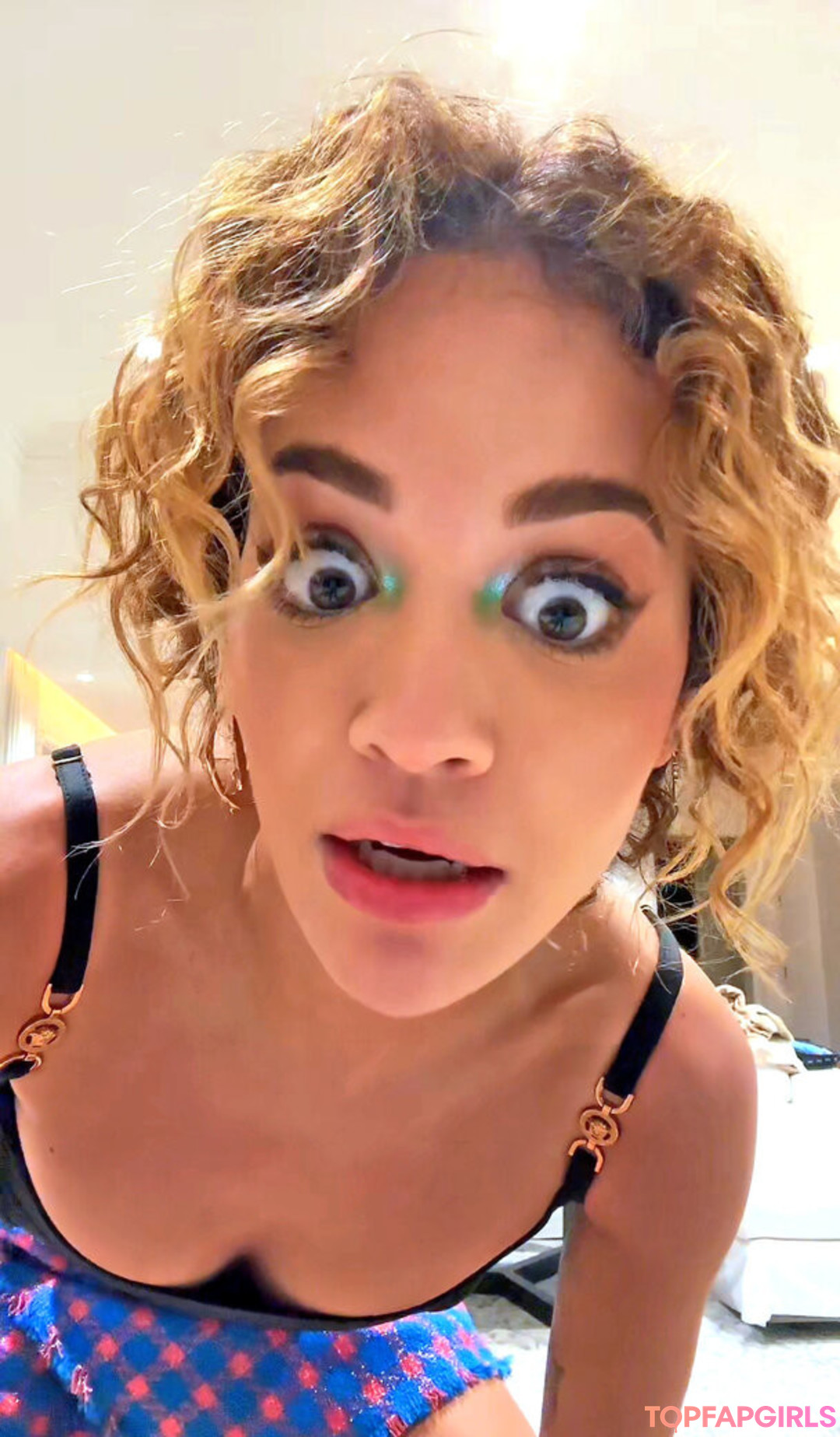 Foto desnuda filtrada de OnlyFans de Rita Ora #1678