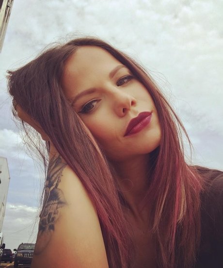 Foto desnuda filtrada de OnlyFans de Tammin Sursok