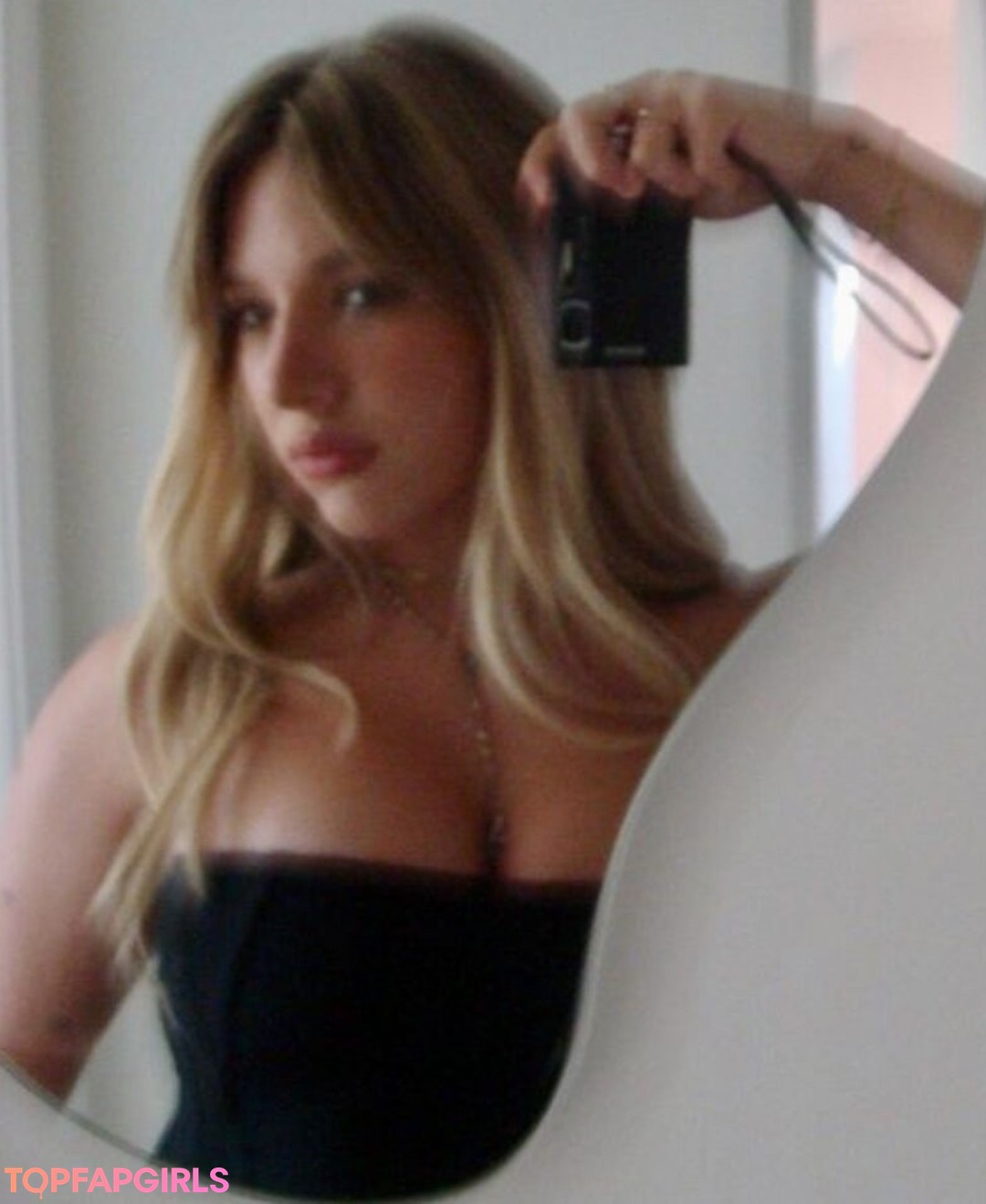 Foto desnuda filtrada de OnlyFans de Mackenzie Ziegler #439 Foto desnuda filtrada de OnlyFans de Mackenzie Ziegler #439