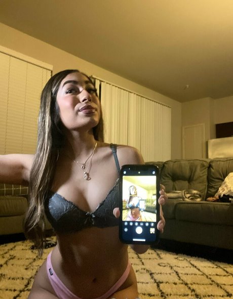 Foto desnuda filtrada de OnlyFans de Liltxbae