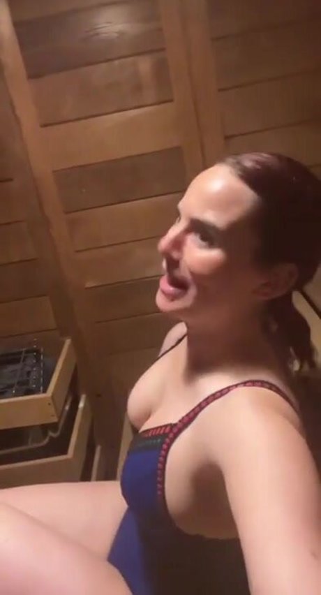 Joanna Jojo Levesque