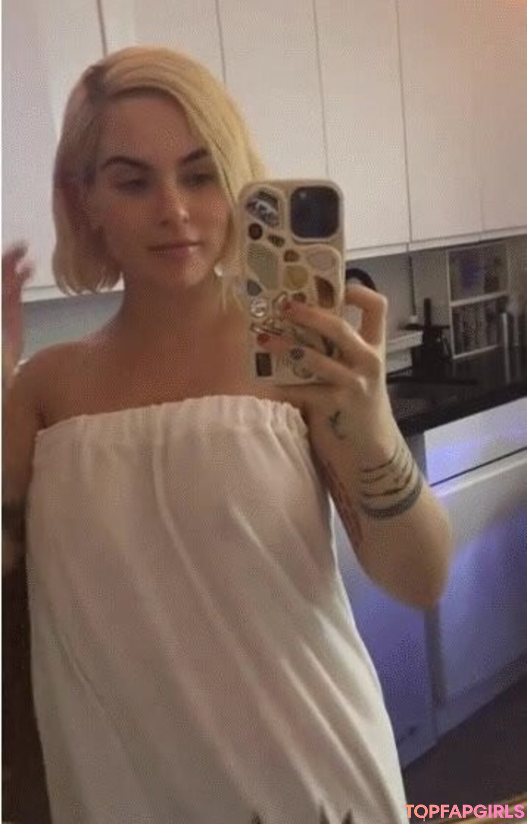 Foto desnuda filtrada de OnlyFans de Joanna Jojo Levesque #59 Foto desnuda filtrada de OnlyFans de Joanna Jojo Levesque #59