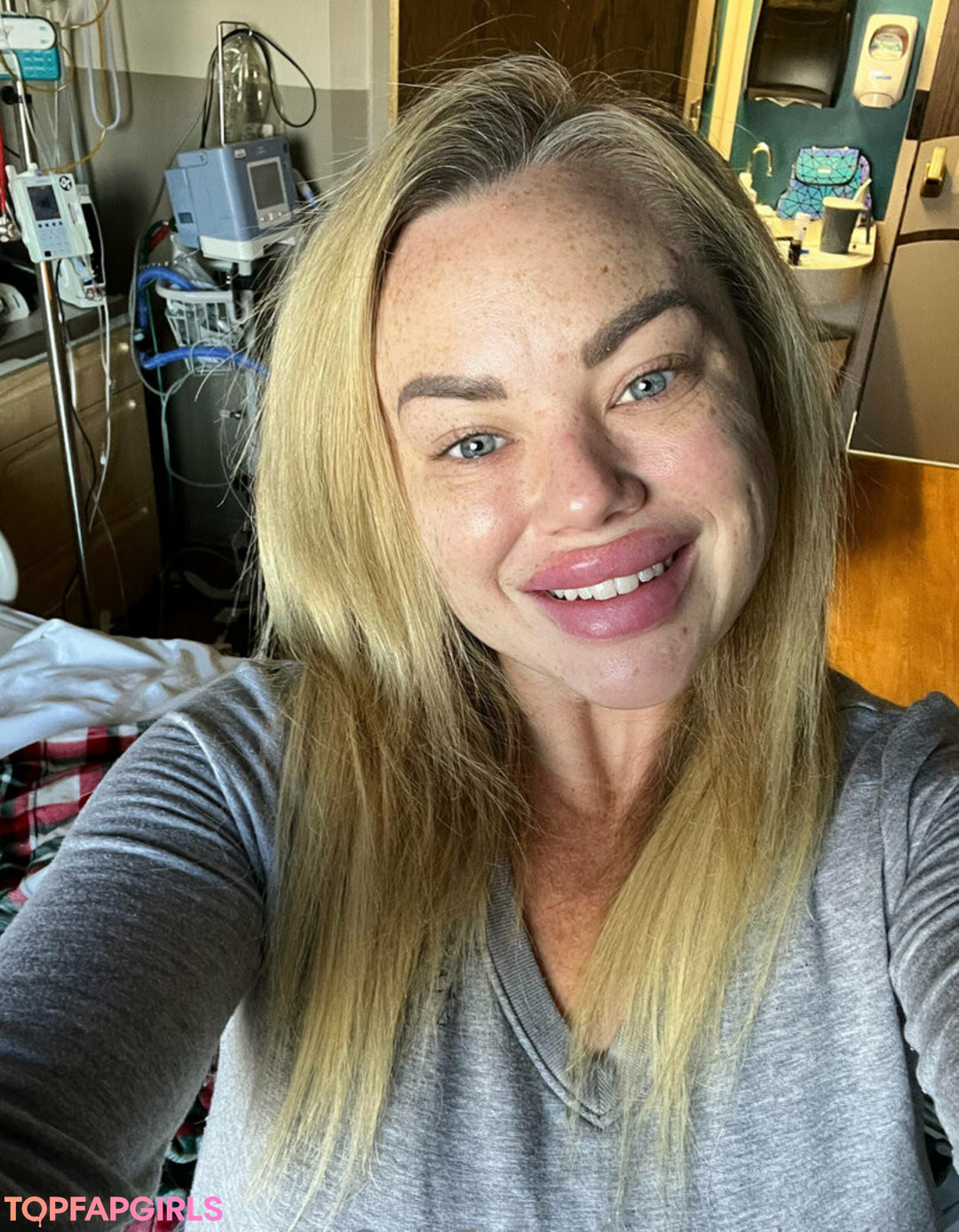 Foto desnuda filtrada de OnlyFans de Katrinathicc #171 Foto desnuda filtrada de OnlyFans de Katrinathicc #171