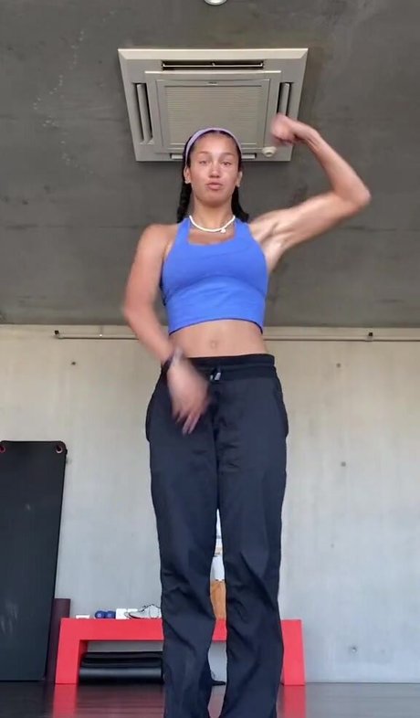 Sofia Wylie