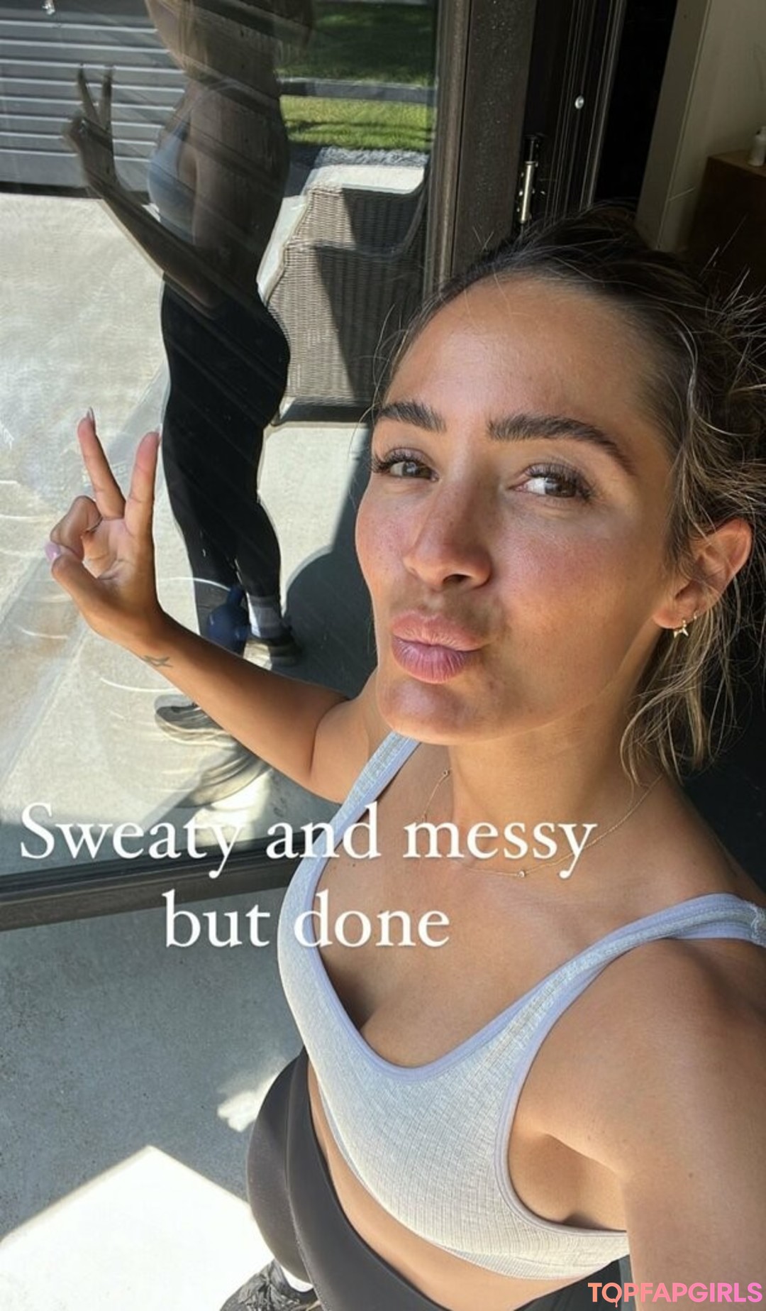 Foto desnuda filtrada de OnlyFans de Frankie Bridge #1103