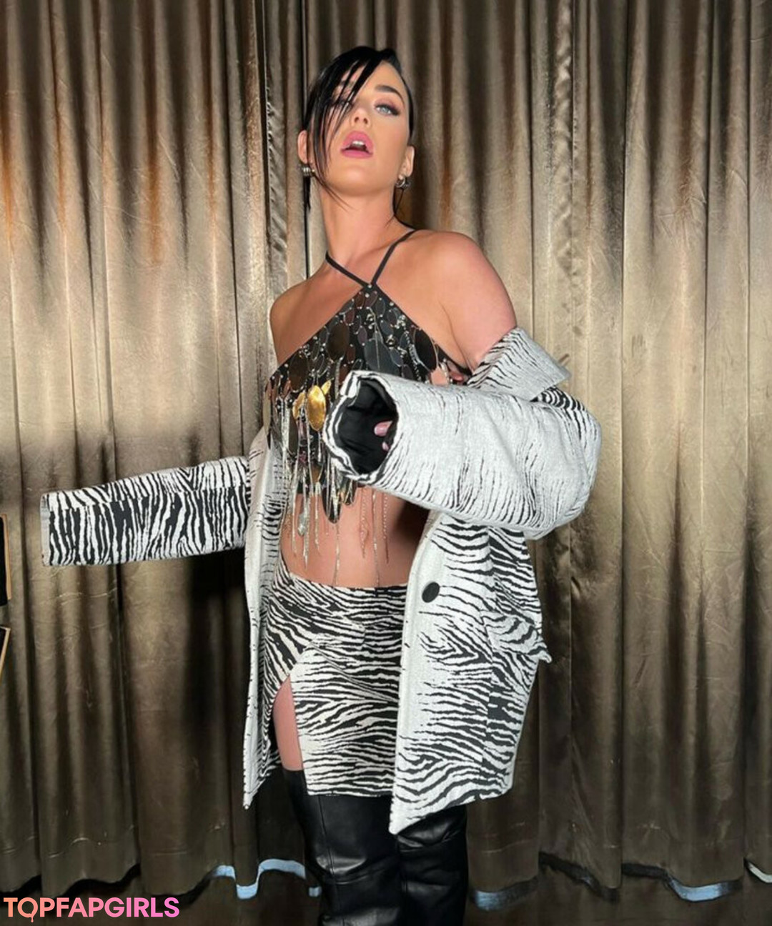 Foto desnuda filtrada de OnlyFans de Katy Perry #747 Foto desnuda filtrada de OnlyFans de Katy Perry #747
