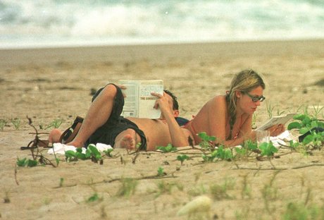 Foto desnuda filtrada de OnlyFans de Cat Deeley
