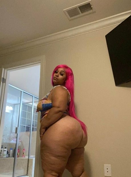 Foto desnuda filtrada de OnlyFans de Pinkyxxx