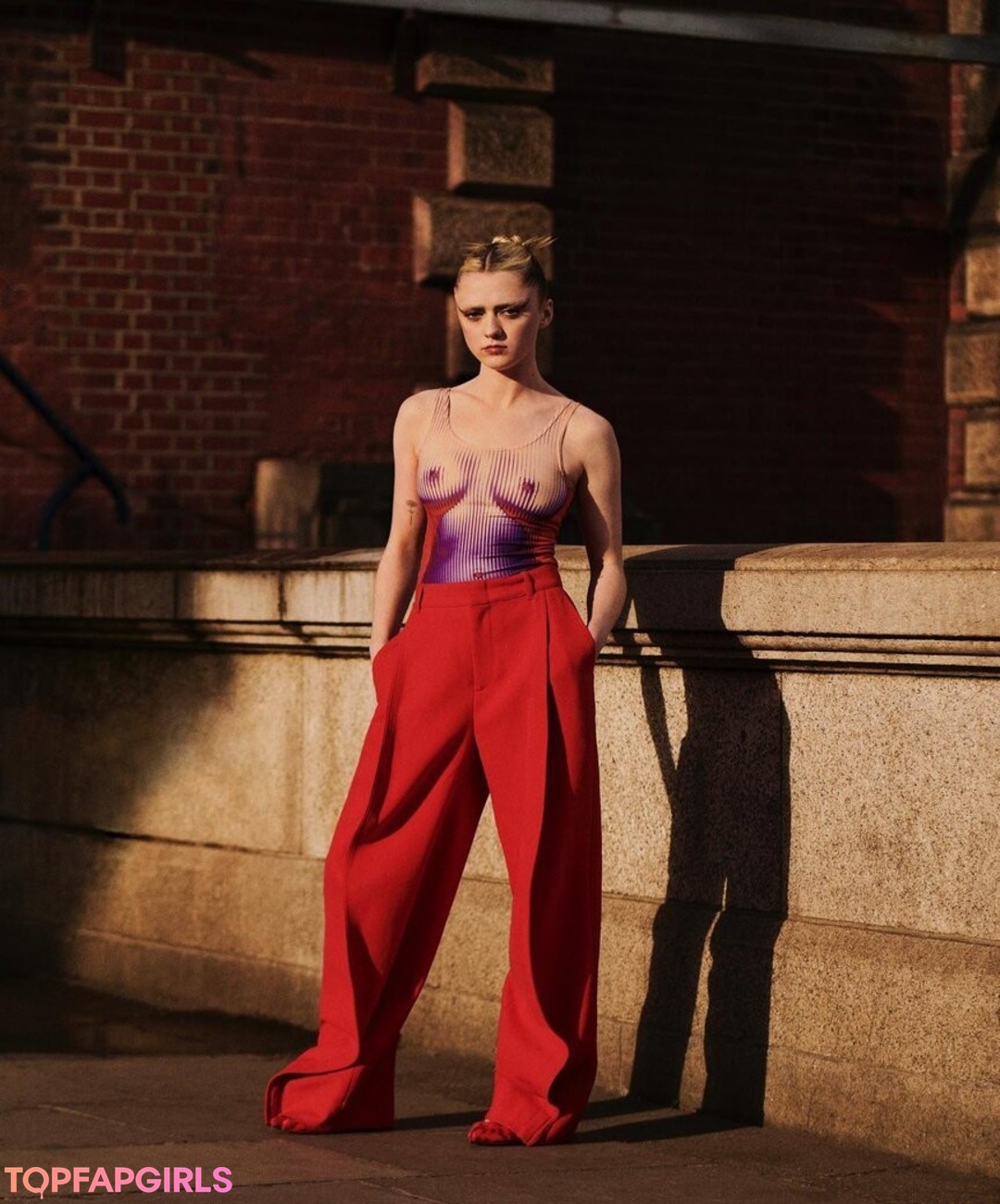 Foto desnuda filtrada de OnlyFans de Maisie Williams #268 Foto desnuda filtrada de OnlyFans de Maisie Williams #268