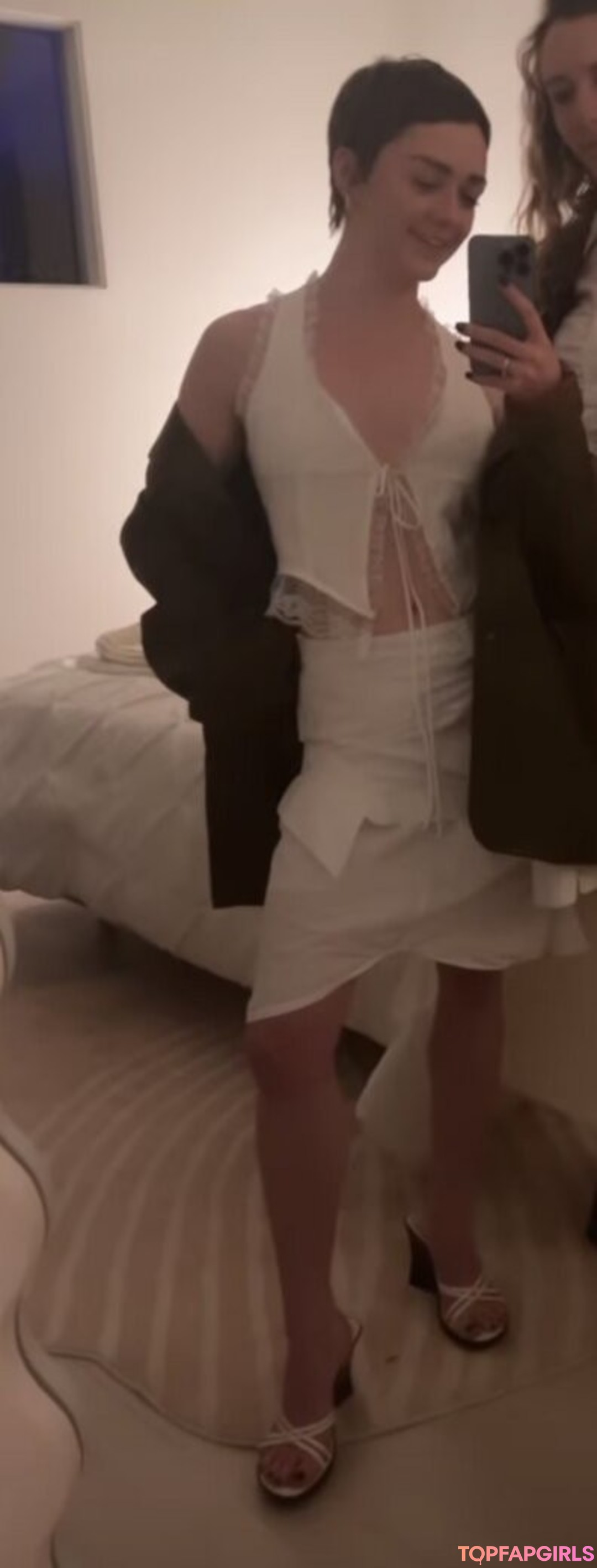 Foto desnuda filtrada de OnlyFans de Maisie Williams #375 Foto desnuda filtrada de OnlyFans de Maisie Williams #375