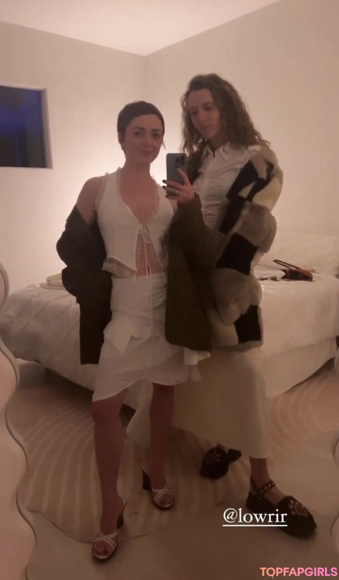 Foto desnuda filtrada de OnlyFans de Maisie Williams #394 Foto desnuda filtrada de OnlyFans de Maisie Williams #394