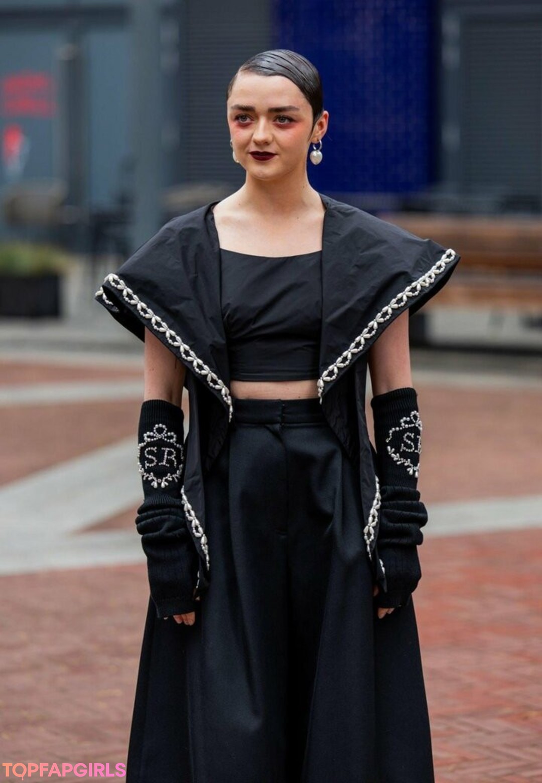 Foto desnuda filtrada de OnlyFans de Maisie Williams #591 Foto desnuda filtrada de OnlyFans de Maisie Williams #591