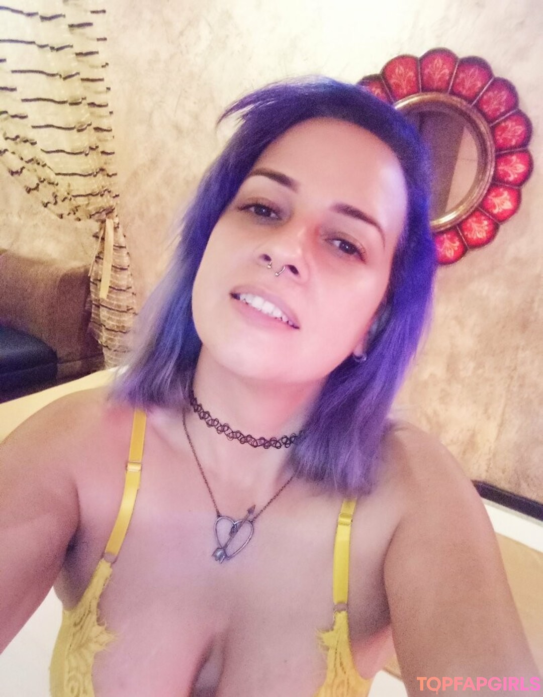 Foto desnuda filtrada de OnlyFans de Lilamagentasx #50 Foto desnuda filtrada de OnlyFans de Lilamagentasx #50
