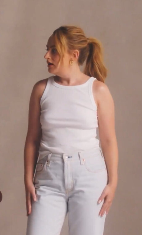 Amelia Dimoldenberg