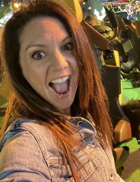 Laura Tobin