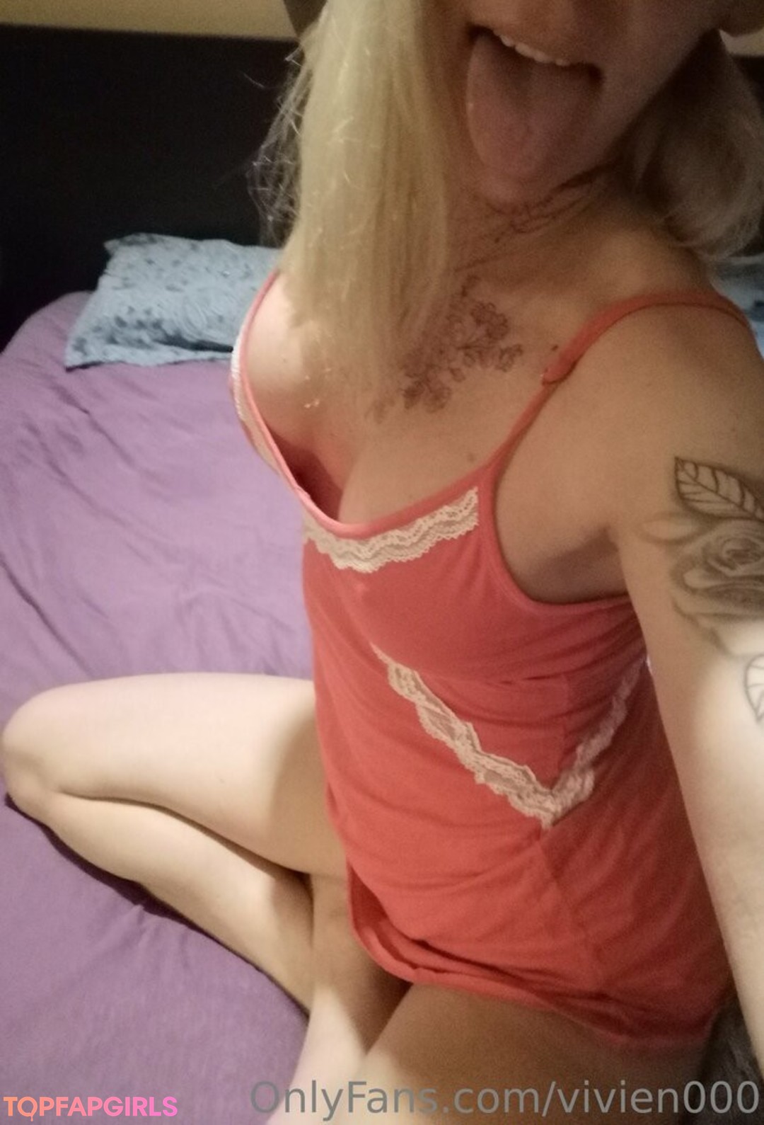 Foto desnuda filtrada de OnlyFans de Vivien6969 #51 Foto desnuda filtrada de OnlyFans de Vivien6969 #51