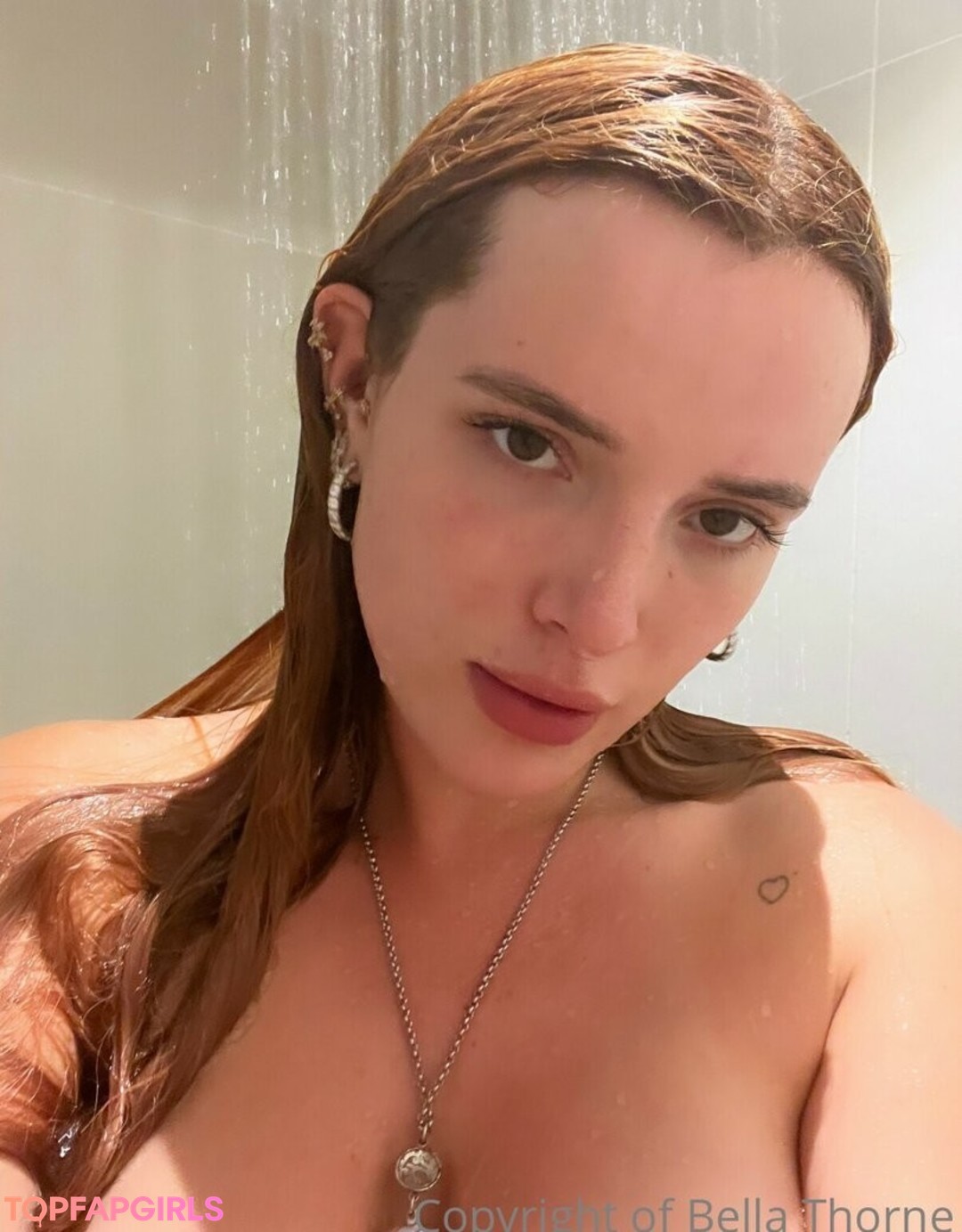 Foto desnuda filtrada de OnlyFans de Bella Thorne #359 Foto desnuda filtrada de OnlyFans de Bella Thorne #359